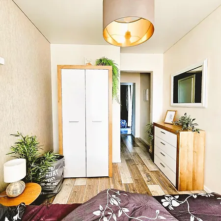 Cofy Rentals - Near-Centrally Located, Quiet District, Air-Conditioning, Free Parking, 24-7 Express Check-In-Out, Close To Nature, Everything You Need For Living! Tartu Exterior photo