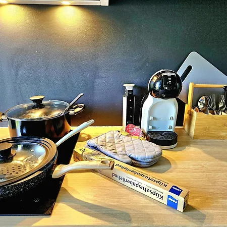 Cofy Rentals - Near-Centrally Located, Quiet District, Air-Conditioning, Free Parking, 24-7 Express Check-In-Out, Close To Nature, Everything You Need For Living! Tartu Room photo