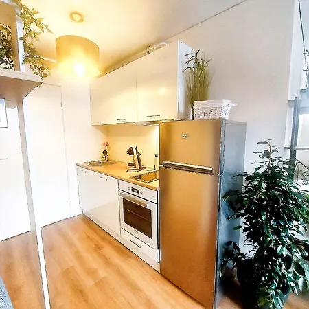 Cofy Rentals - Near-Centrally Located, Quiet District, Air-Conditioning, Free Parking, 24-7 Express Check-In-Out, Close To Nature, Everything You Need For Living! Tartu Room photo