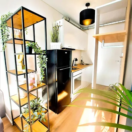Cofy Rentals - Near-Centrally Located, Quiet District, Air-Conditioning, Free Parking, 24-7 Express Check-In-Out, Close To Nature, Everything You Need For Living! Tartu Room photo