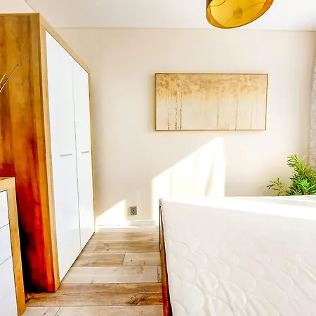 Cofy Rentals - Near-Centrally Located, Quiet District, Air-Conditioning, Free Parking, 24-7 Express Check-In-Out, Close To Nature, Everything You Need For Living! Tartu Room photo