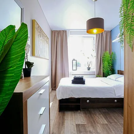 Cofy Rentals - Near-Centrally Located, Quiet District, Air-Conditioning, Free Parking, 24-7 Express Check-In-Out, Close To Nature, Everything You Need For Living! Tartu Room photo