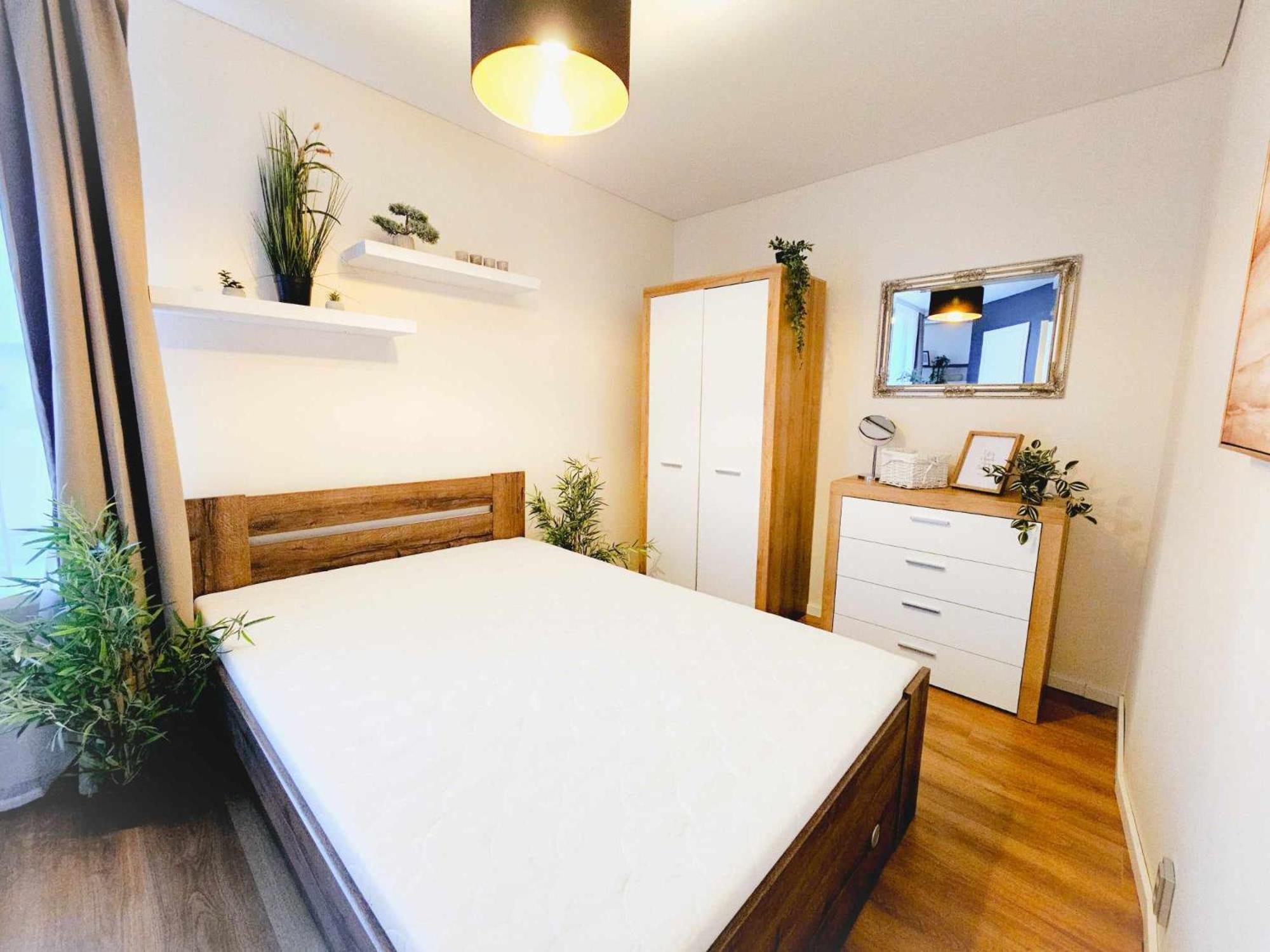 Cofy - Near-centrally Located, Quiet District, Air-conditioning, Free Parking, 24-7 Express Check-in-out, Close To Nature, Everything Need For Living! Tartu